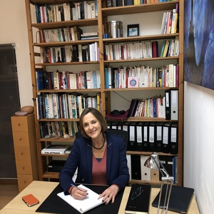 Cornélia de Ligondes Marseille, , Sophrologie, Neurothérapie par les Mouvements Oculaires (NMO), Maitre Praticien en Hypnose Méthode Coalix®