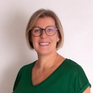 Elisabeth Boulet Centre Périnatal de Proximité  Péronne, , Maitre Praticien en Hypnose Méthode Coalix®, Neurothérapie par les Mouvements Oculaires (NMO)